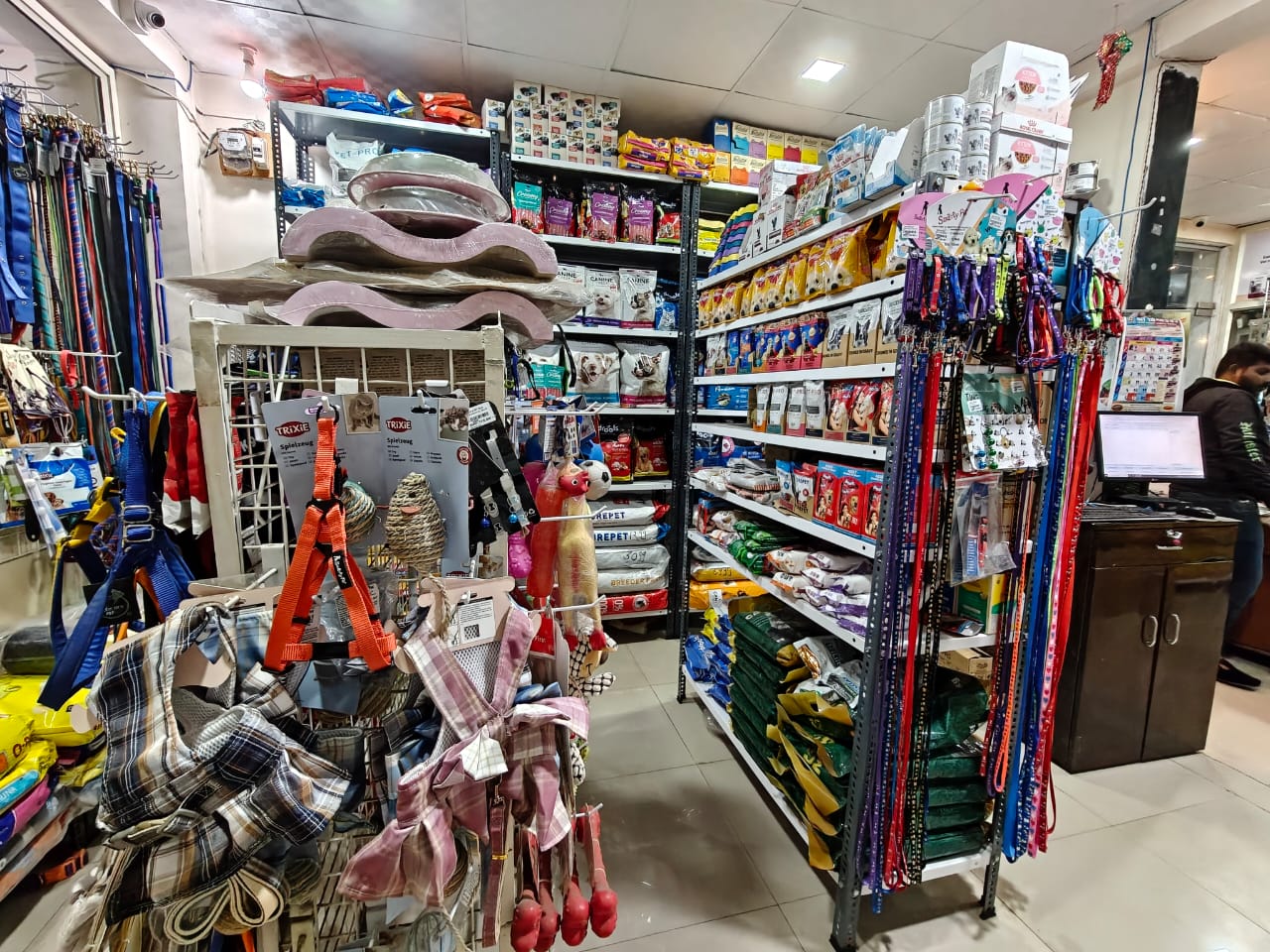Sarvadnya Pet Care Unit veterinary clinic, Pune